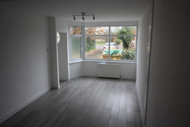 4 bedroom semi-detached house to rent - Photo 1