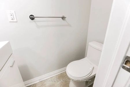 11 Locust Lodge Gardens - Photo 2