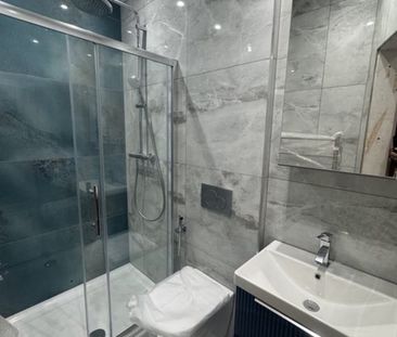 Room in a Shared House, Pinner Road, HA1 - Photo 1