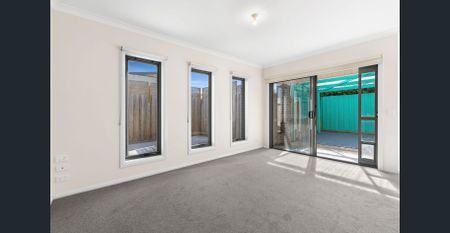 Perfect Penleigh - Photo 3