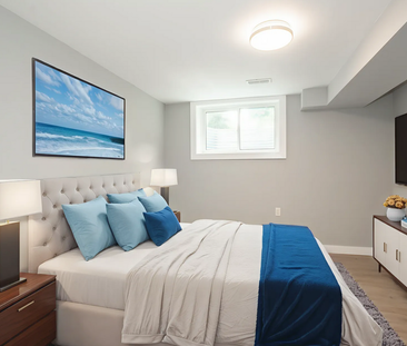 Spacious 2 Bedroom Lower Unit in Welland!! - Photo 4