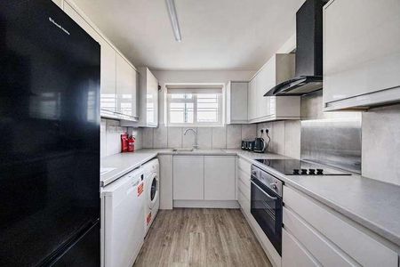 Bramber House, Bloomsbury, WC1H - Photo 3