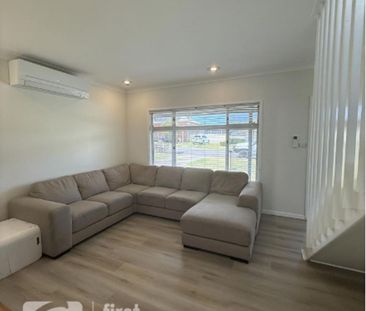 Beautifully Renovated Family Home in Quiet Holmesville Street - Photo 6