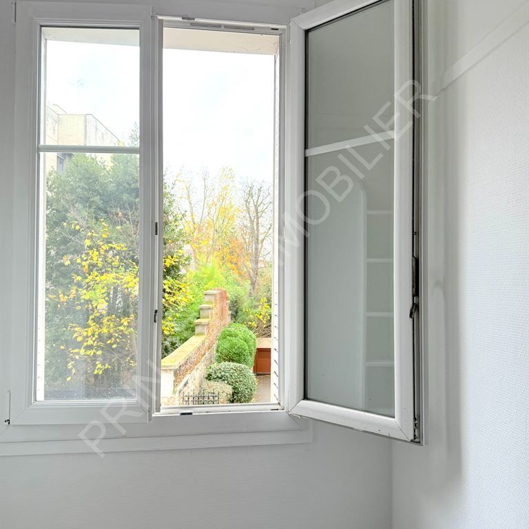 Location Appartement Boulogne-Billancourt 1 pièce 14 m² - Photo 1