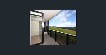 Views, Location, Lifestyle - This apartment has the lot! - Photo 4