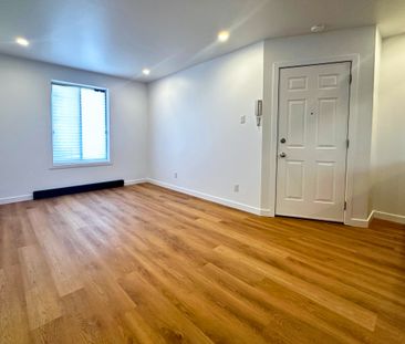 390 9e Avenue, #1 - Photo 6