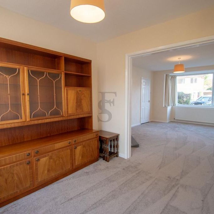 3 bedroom semi-detached house to rent - Photo 1