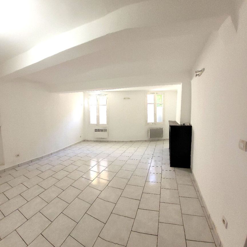 Location appartement 2 pièces, 39.58m², Grasse - Photo 1