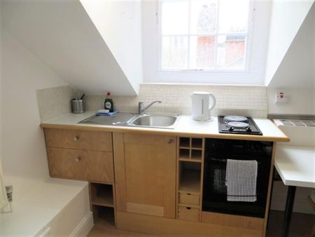 Studio to rent - Photo 4