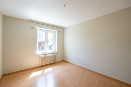 Preiswerte 5.5-Zi. Wohnung im 1. OG - Photo 4