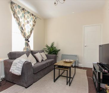 Langley Road, Watford, Hertfordshire, WD17 - Photo 2