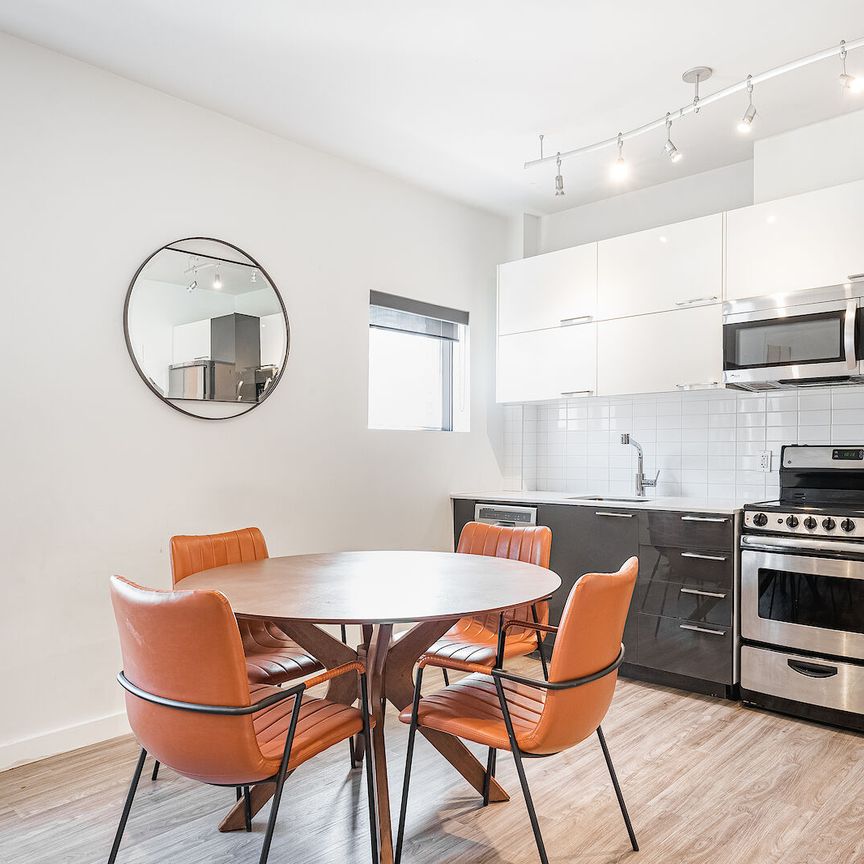 Castle Lofts - Photo 1