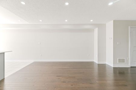 For Lease - 35 Finegan Circle, Brampton, Ontario - Photo 5