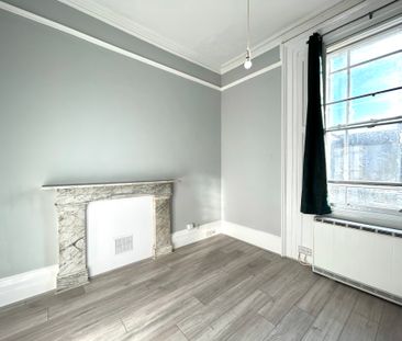 Kings Road, Reading Kings Road, Reading - Photo 1