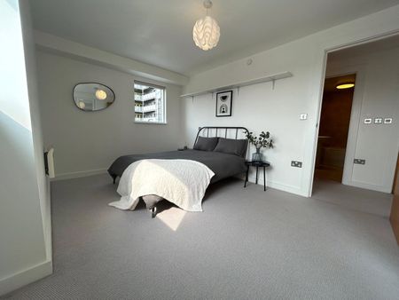 Apartment 30 River - Photo 4