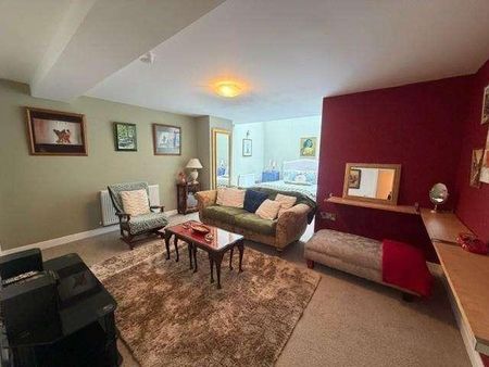 Chrisharben Court, Clayton, BD14 - Photo 3