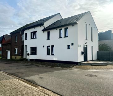 Modern drie-slaapkamer appartement in Veldwezelt/Lanaken - Photo 5