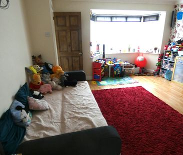 Detached house to rent on - Photo 6