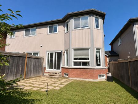 For Lease - 5 Ulson Drive, Richmond Hill, Ontario - Photo 5