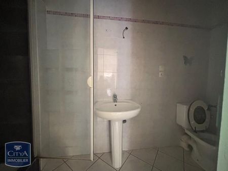 Location Appartement 3 pièces 64m² SETE 34200 - Photo 4