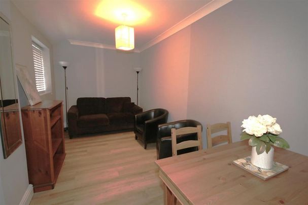 4 bedroom house to rent - Photo 1