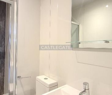 Studio to rent - Photo 6