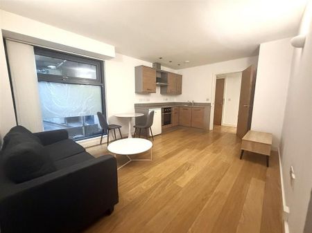 1 bedroom flat to rent - Photo 2
