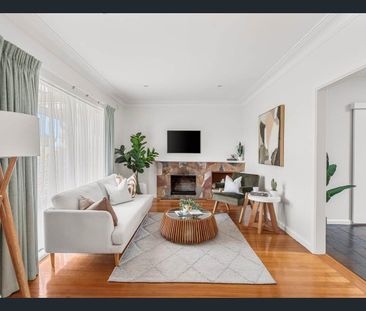 Comfortable Family Living in the Heart of Watsonia - Photo 1