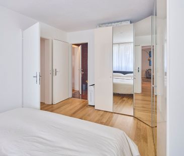 Furnished 2-room apartment with balcony in Zurich Seefeld in a quie... - Photo 4