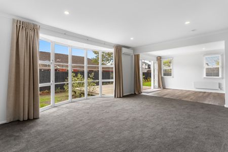 ​​Renovated 3 Bedroom house in Merivale ​ - Photo 2