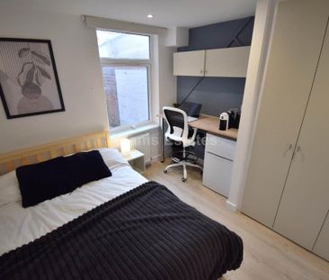 1 bedroom in a house share to rent - Photo 4