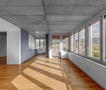 Modern 3.5-room apartment with far-reaching views - Photo 1