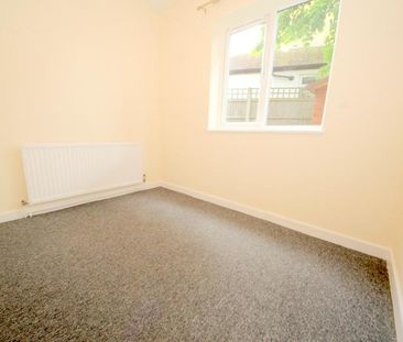 2 bedroom maisonette to rent - Photo 3