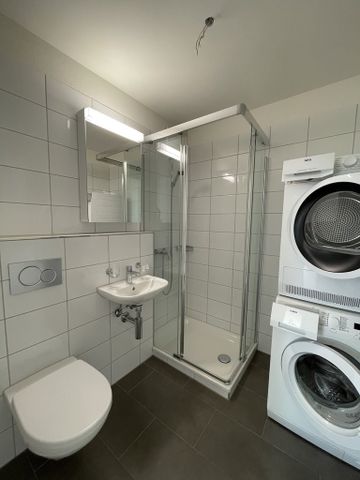 Modern und Zentral: 4.5 Zimmer-Wohnung im Grünen - Photo 5
