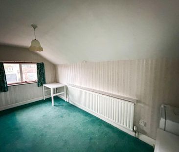 5 bedroom semi-detached house to rent - Photo 4