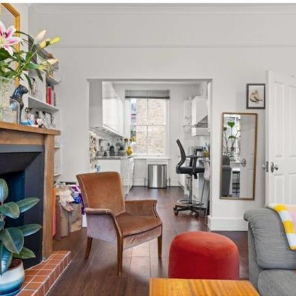 1 Bed Maisonette, Bassett Street, NW5 - Photo 1