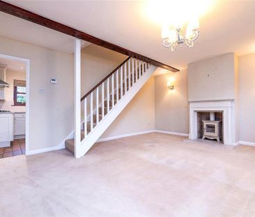 3 bedroom terraced house to rent - Photo 2