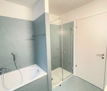 Wunderschöne, helle Wohnung mit zwei Balkonen - Foto 3