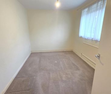 1 Bedroom Flat To Let - Photo 3