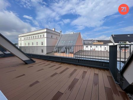 Renovierte 3- Zimmer Wohnung mit Terrasse und Klimaanlage - Foto 3