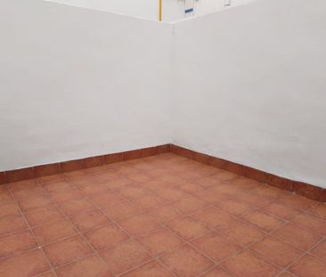 Carrer del General Llorens, Valencia, Valencian Community 46025 - Photo 6