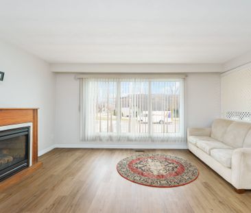 For Lease - 517 Mohawk Road Unit# Main, Hamilton, Ontario - Photo 2