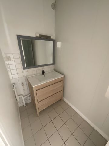 Location Appartement 3 pièces 74m² BOURGES 18000 - Photo 5