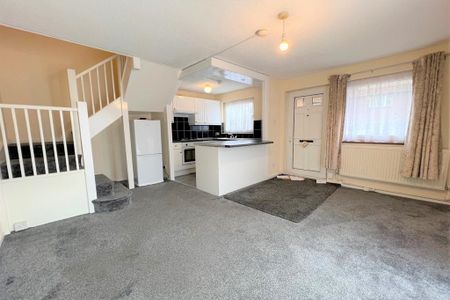 1 bedroom house to rent - Photo 2