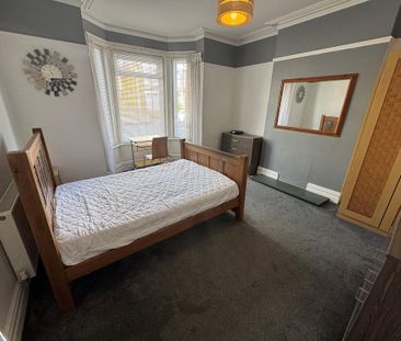 1 bedroom in a house share to rent - Photo 6