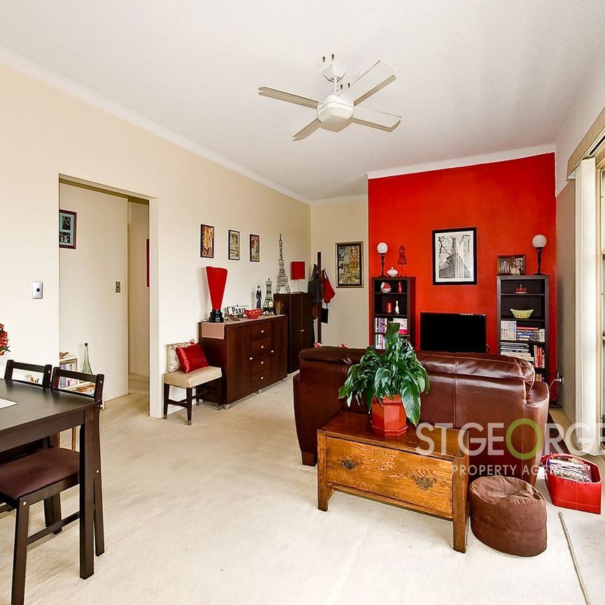 Stylish and Ultra Convenient - Photo 1