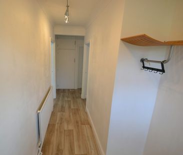 Maisonette to rent on - Photo 6