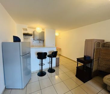 GRAND T1 BIS MEUBLE - SAINTE CLOTILDE - Photo 5