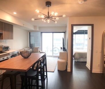 For Lease - 19 Bathurst Street Unit# 910, Toronto, Ontario - Photo 1