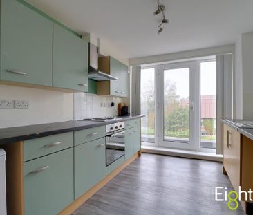 5 bedroom terraced house to rent - Photo 4